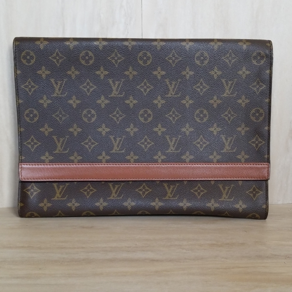 Louis Vuitton Brown and Tan Monogram Clutch Or Portfolio